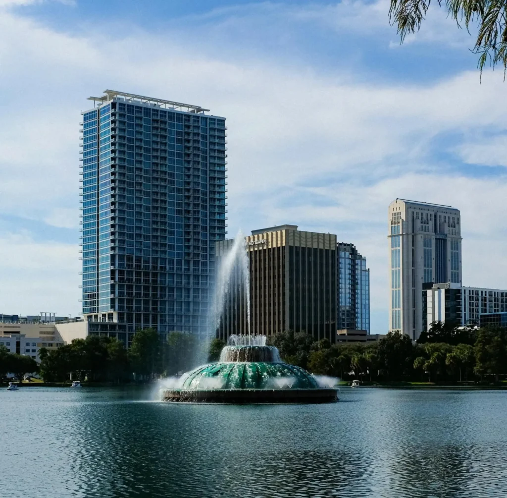 downtown orlando lake eola fountain